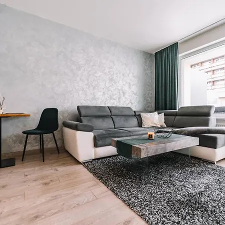 Ah Luxury Radnica * Košice