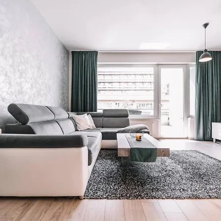 Apartment Ah Luxury Radnica *