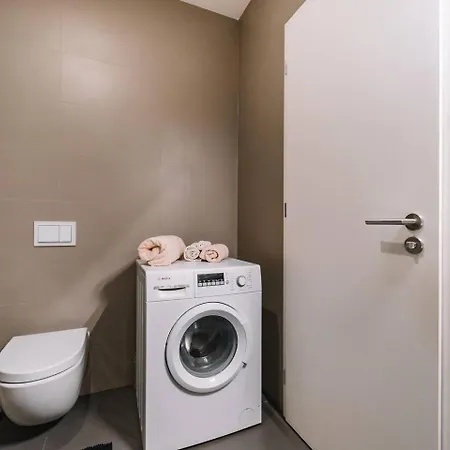 Apartment Ah Luxury Radnica *