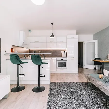 Ah Luxury Radnica * Košice