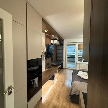 Apartment Ah Luxury Radnica *