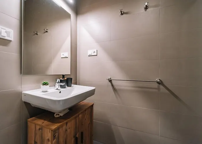 Ah Luxury Radnica Apartamento
